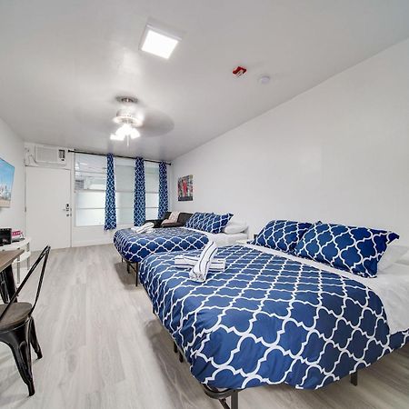 Deco Beachside Apt, W/2 Queen Beds, Washer/Dryer Apartment Miami Beach Exterior photo