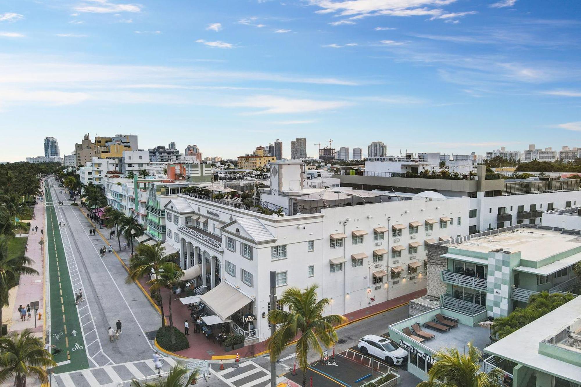 Deco Beachside Apt, W/2 Queen Beds, Washer/Dryer Apartment Miami Beach Exterior photo