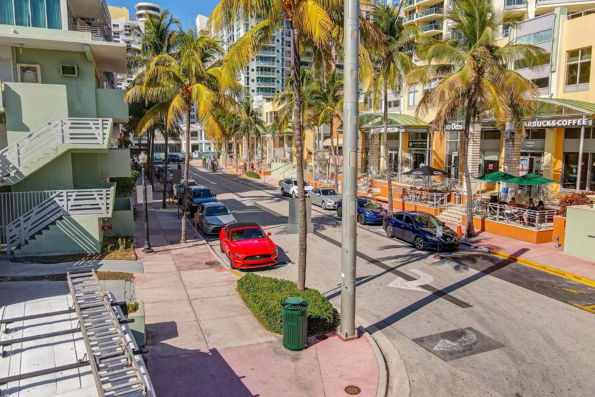 Deco Beachside Apt, W/2 Queen Beds, Washer/Dryer Apartment Miami Beach Exterior photo